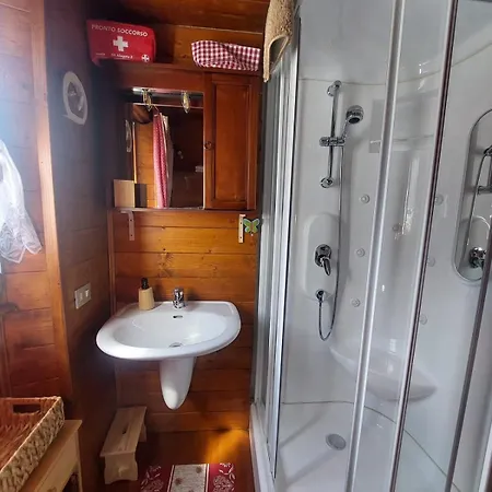 Stella Alpina Vacation Apartment Macugnaga